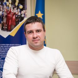 Дуда В.